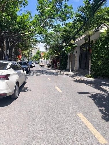 Giam 2 Ty, 24Ty, Nhà Thảo Điêền, Xe Tải Tới, 5 tâng,6 PN, sổ Hoàn công