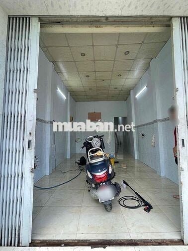 Nhà nguyên căn cho thuê lâu dài ,ngay chợ bùi minh trực