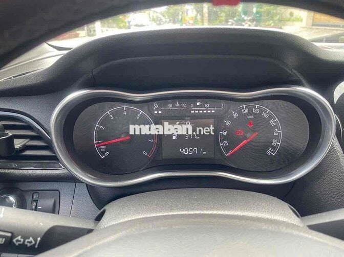 Bán gấp VinFast Fadil 2020 1.4 AT Plus - 40591 km