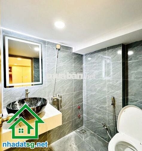 NHÀ 3 TẦNG MỚI ĐẸP – SÁT MẶT TIỀN HOÀNG VĂN THỤ - 3PN – 3WC.