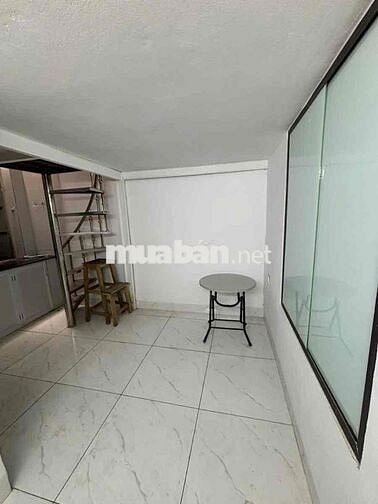 Bán nhà tập thể phố Lò Đúc nhà đẹp 2 thoáng ở ngay 50m2 tầng 1 giá 3.2