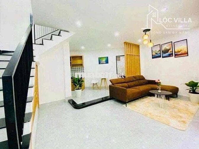 Nhà 2 tầng hẻm 136 Trần Cao Vân 2 phòng ngủ