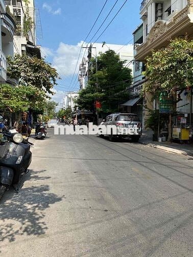 Cho thuê tầng trệt làm mặt bằng kinh doanh, 40m2, kế bên Chợ Tân Mỹ