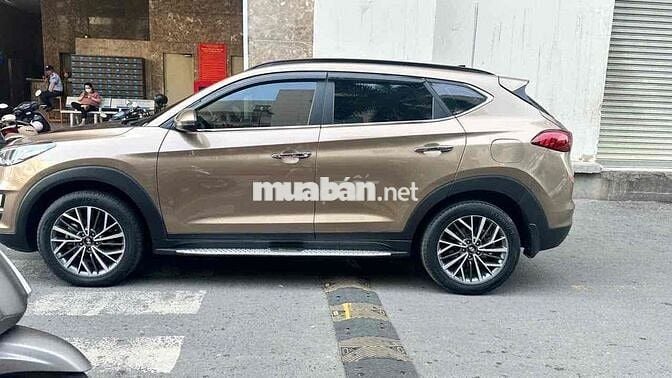 Xe Gđ đi giữ kỹ Tucson  2.0L Dầu Đặc biệt - 47k km