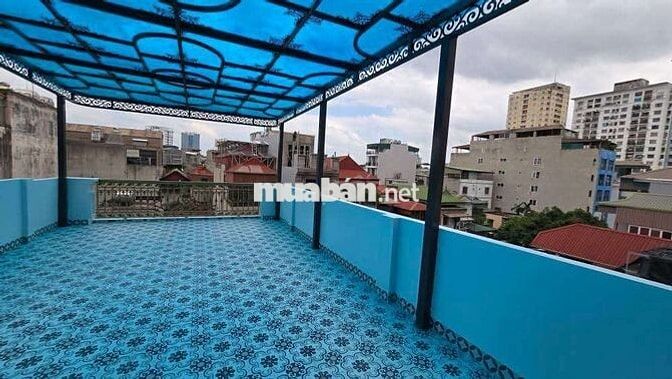 Mặt phố 59m ,5 tầng ,mt 4.5m, thang máy ,kd phố Nguyễn Đức cảnh