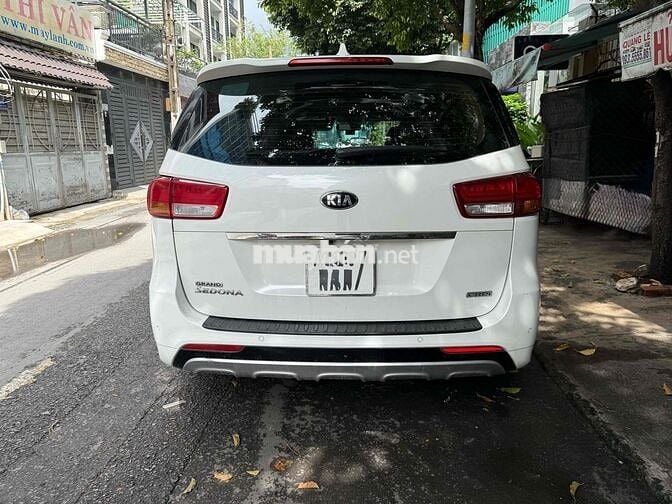 Kia Sedona 2018 2.2 DATH - 100000 km