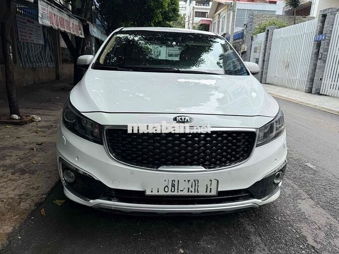 Kia Sedona 2018 2.2 DATH - 100000 km