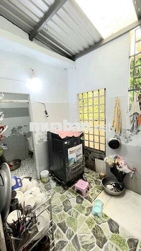 5 TỶ, NHÀ ĐẸP HXH NGAY BỜ KÈ THAM LƯƠNG,TÂN THỚI HIỆP, Q.12,NGANG 4,2m