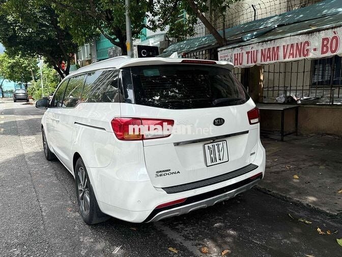 Kia Sedona 2018 2.2 DATH - 100000 km
