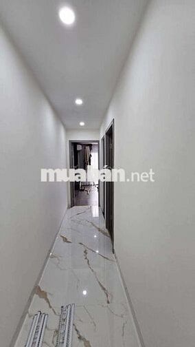 Mặt phố 59m ,5 tầng ,mt 4.5m, thang máy ,kd phố Nguyễn Đức cảnh