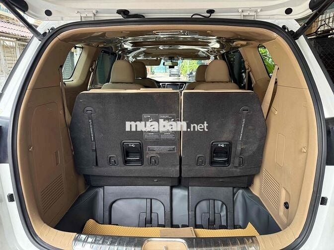 Kia Sedona 2018 2.2 DATH - 100000 km