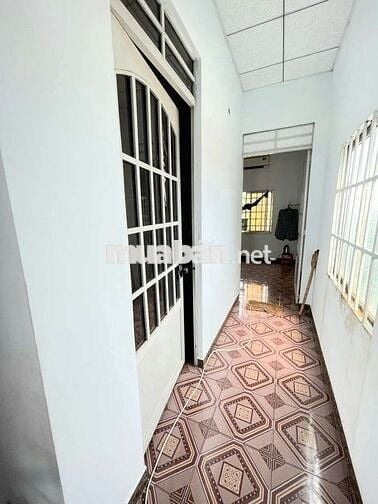 5 TỶ, NHÀ ĐẸP HXH NGAY BỜ KÈ THAM LƯƠNG,TÂN THỚI HIỆP, Q.12,NGANG 4,2m