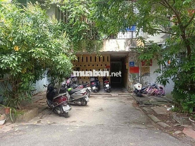 Bán nhà tập thẻ Bách Khoa - Trần Đại Nghĩa nhà đẹp 2 thoáng ở ngay 70m