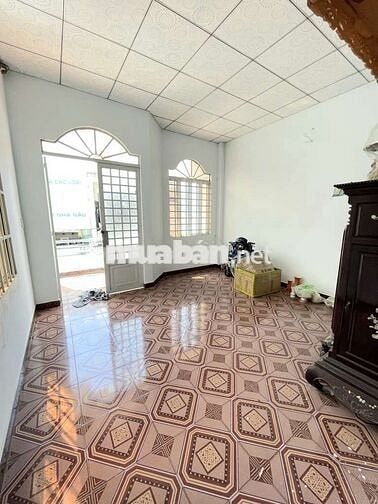 5 TỶ, NHÀ ĐẸP HXH NGAY BỜ KÈ THAM LƯƠNG,TÂN THỚI HIỆP, Q.12,NGANG 4,2m