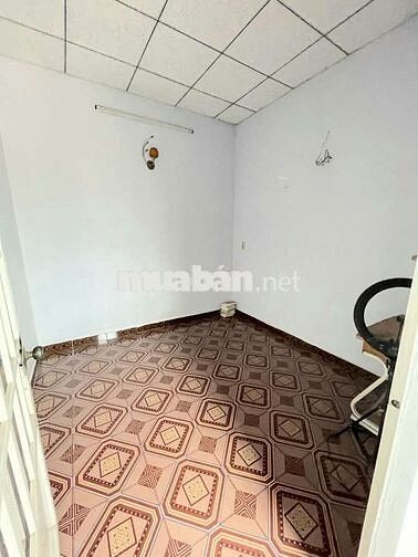 5 TỶ, NHÀ ĐẸP HXH NGAY BỜ KÈ THAM LƯƠNG,TÂN THỚI HIỆP, Q.12,NGANG 4,2m