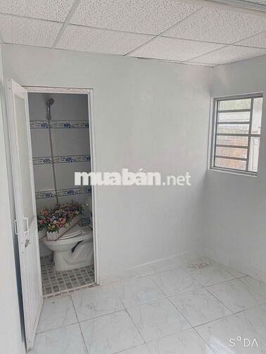 Nhà hẻm 2 mặt tiền, dtsd 98m2, 3 phòng ngủ, Huỳnh tấn phát, Quận 7.