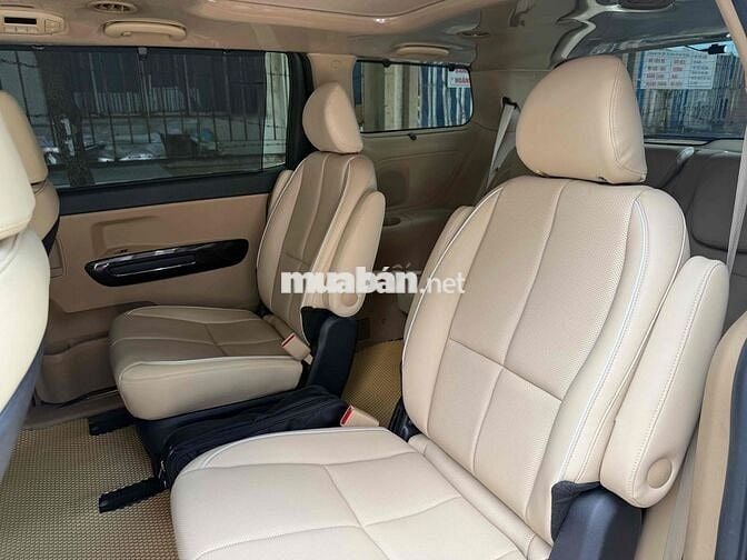 Kia Sedona 2018 2.2 DATH - 100000 km