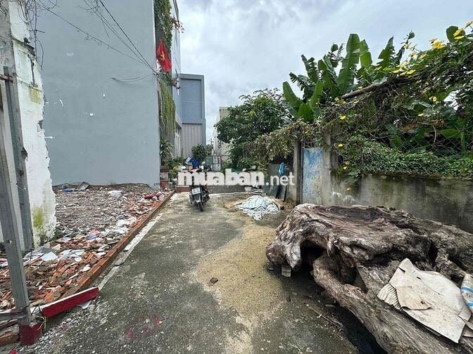 bán lô đât 10,7m x 7,6m full thổ cư hẻm oto 1 sec Tl19 30m.