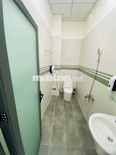 Cho thuê vila mini, sân siêu rộng, nhà mới đường Thống Nhất p16 Gò vấp