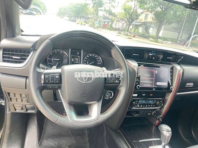 2022 Legender 2.4L 4x2 AT - 56000 km