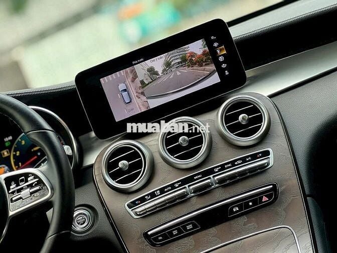 Mercedes Benz GLC200 4MATIC 2021 Full option