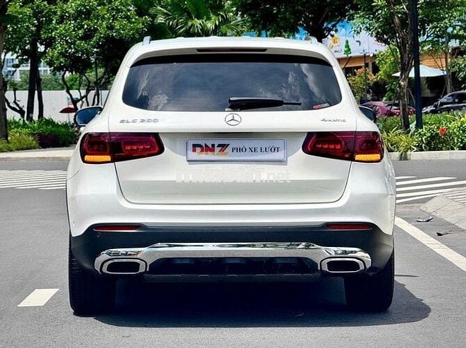 Mercedes Benz GLC200 4MATIC 2021 Full option
