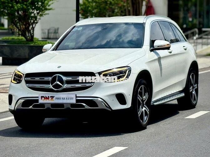 Mercedes Benz GLC200 4MATIC 2021 Full option