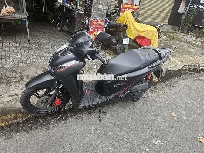Xe SH 160i năm 2024
