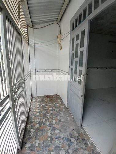 Nhà nguyên căn 38m2, kế cty Yazaki, ngã tư 550, đường Lý Thường Kiệt