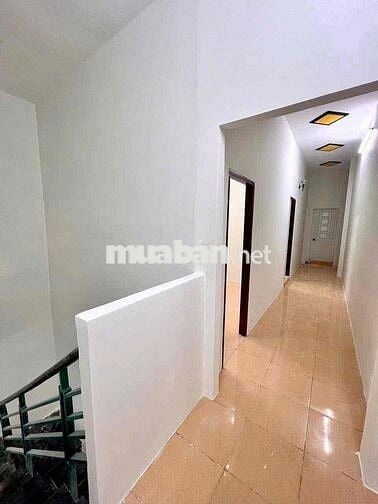 Nhà đẹp 4,5*16m 4PN 2/ ngắn Võ Văn Vân Ấp 4 Trung Tâm Ngã 5 Vĩnh Lộc