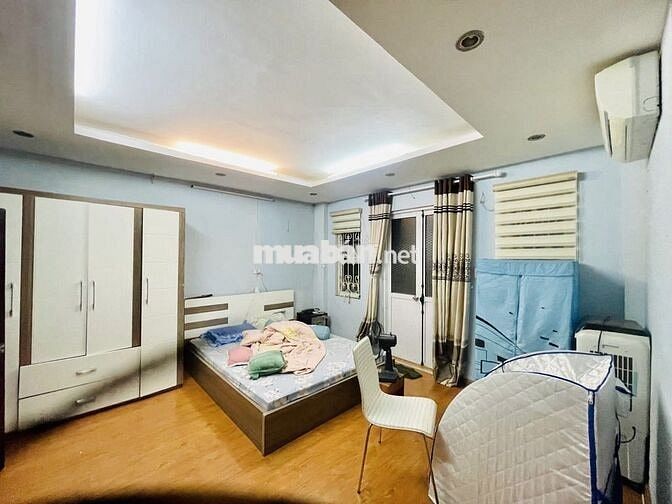 CẦN BÁN NHÀ QUẬN HÀ ĐÔNG. 79M2 XÂY 3 TẦNG.