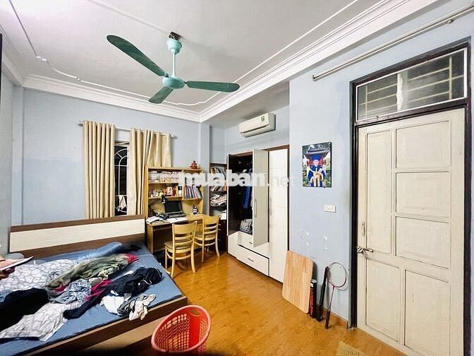 CẦN BÁN NHÀ QUẬN HÀ ĐÔNG. 79M2 XÂY 3 TẦNG.