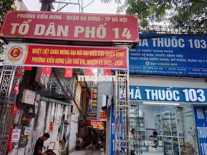Bán nhà 2 tầng sổ đỏ đối diện K Tân Triều