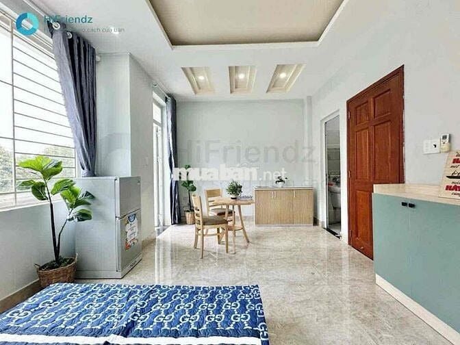Trống phòng ban công ngay chợ đầu mối thủ đức,Phạm Văn Đồng