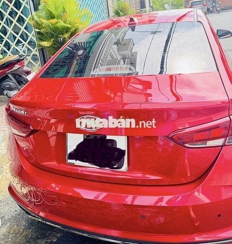 Bán xe oto 5 chỗ hyudai Accent