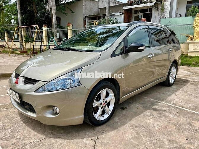 Mitsubishi Grandis 2008 2.4 AT - xe rất đẹp