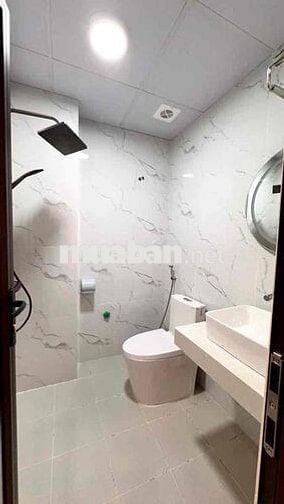 Bán gấp nhà 5 tầng Giáp Nhị-Hoàng Mai, DT 34m2, 6 phòng ngủ.