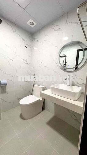 Bán gấp nhà 5 tầng Giáp Nhị-Hoàng Mai, DT 34m2, 6 phòng ngủ.