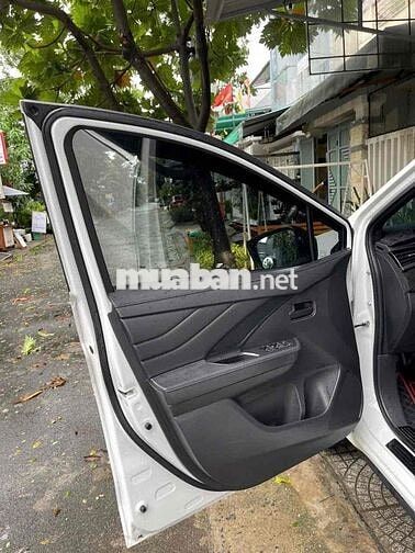 Cần bán Xpander 2021 tự động bản premium