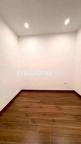 Bán gấp nhà 5 tầng Giáp Nhị-Hoàng Mai, DT 34m2, 6 phòng ngủ.