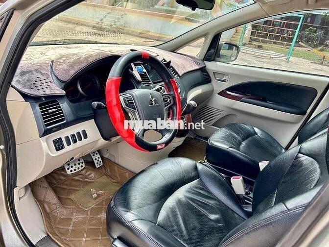 Mitsubishi Grandis 2008 2.4 AT - xe rất đẹp