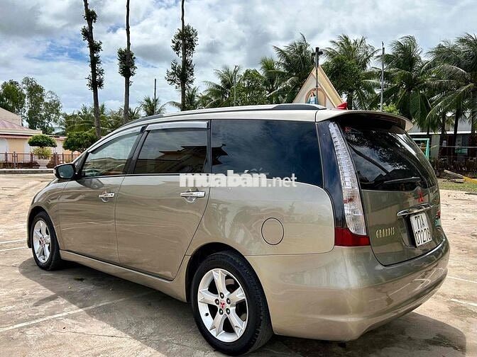 Mitsubishi Grandis 2008 2.4 AT - xe rất đẹp