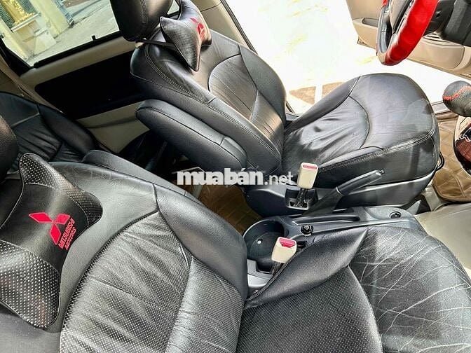 Mitsubishi Grandis 2008 2.4 AT - xe rất đẹp