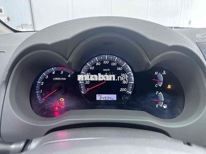 Toyota Fortuner 2013 2.5G 4x2 - 84000 km