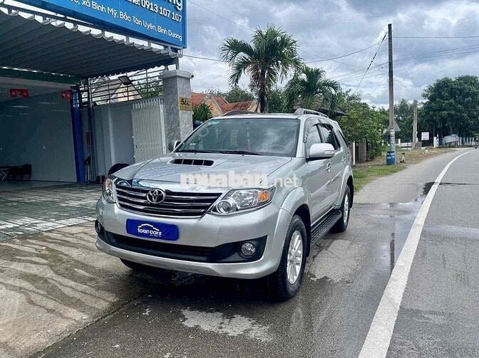 Toyota Fortuner 2013 2.5G 4x2 - 84000 km
