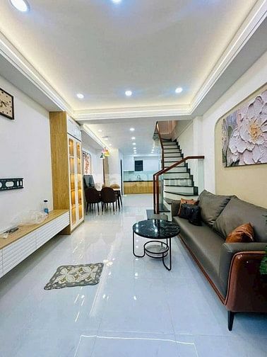 Sang gấp Nhà 2 tầng Nguyễn Ư Dĩ Thảo điền Quận 2 