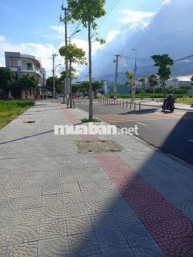 Cần bán nhanh Lô Đất Hiếm Mặt Tiền Lê Quảng Chí- Hòa Xuân