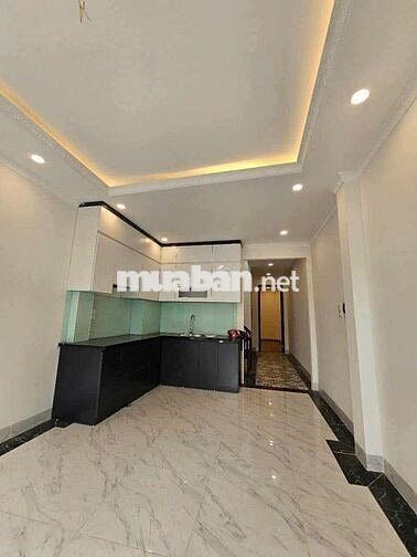 Bán nhà C4 Cổ Nhuế DT 35m2 xung quanh nhiều tiện ích và hiếm giá 3 tỷ