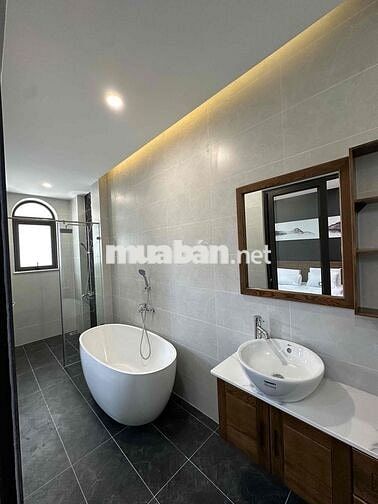 Cho thuê nhà 3 tầng đường (7.5m), Hoà Xuân, Cẩm Lệ, Đà Nẵng Hướng Đông