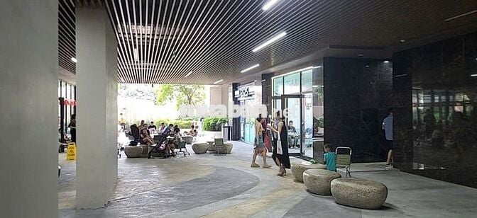 CHO THUÊ CĂN HỘ STUDIO CÓ SẴN 1 MÁY LẠNH, 4.5TR THÔI , GẦN AEON